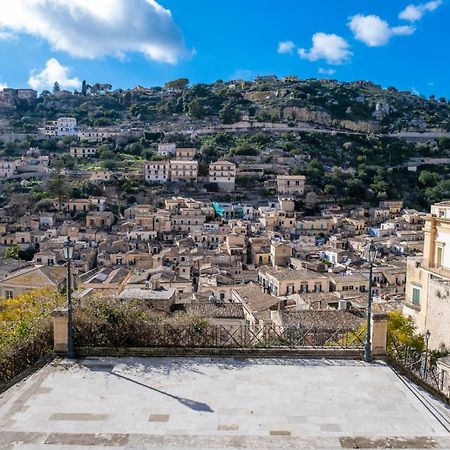 Appartement Luxury Loft Le Nuvole à Modica Extérieur photo