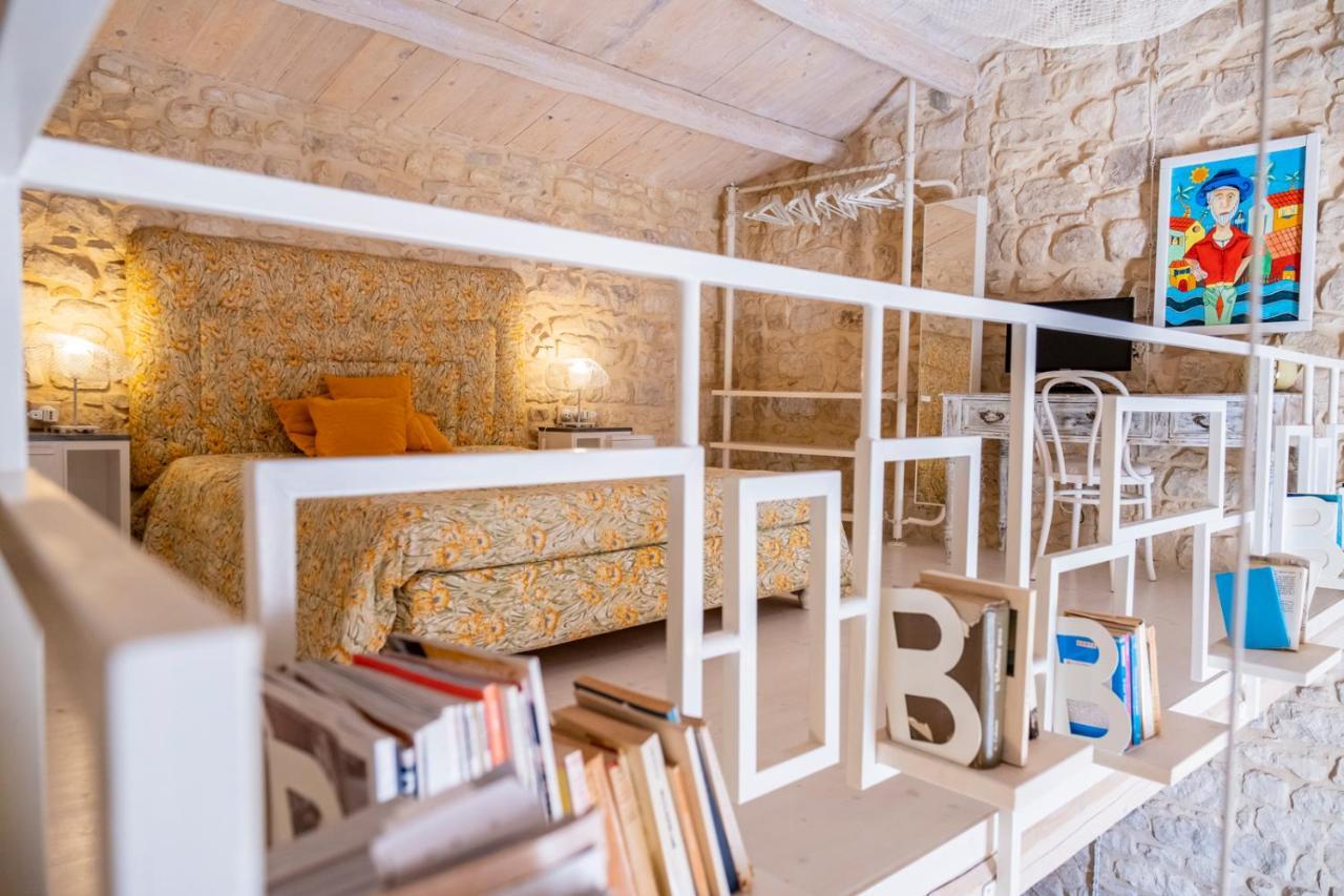Appartement Luxury Loft Le Nuvole à Modica Extérieur photo