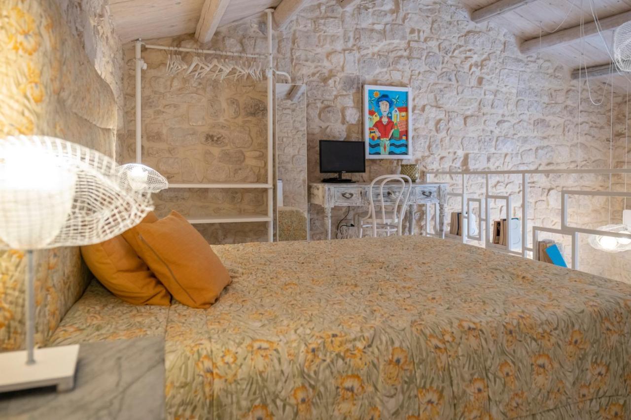 Appartement Luxury Loft Le Nuvole à Modica Extérieur photo