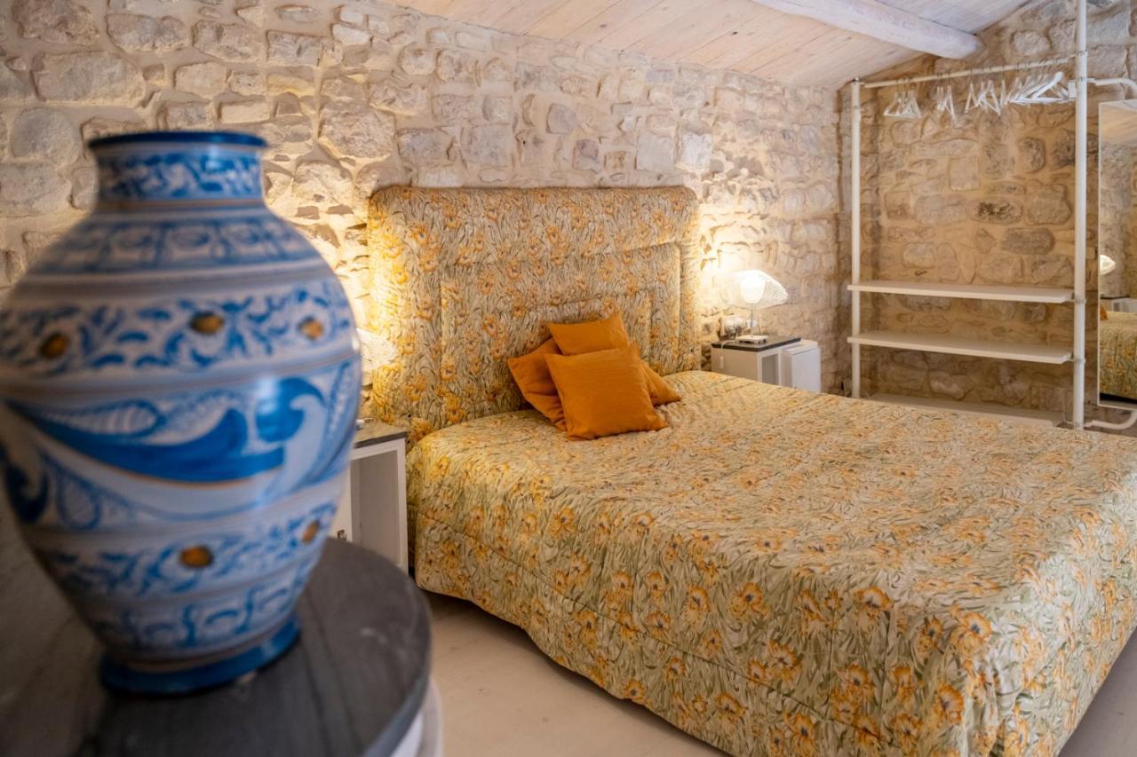 Appartement Luxury Loft Le Nuvole à Modica Extérieur photo