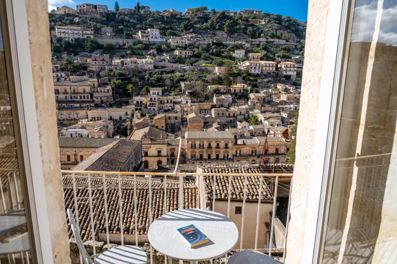 Appartement Luxury Loft Le Nuvole à Modica Extérieur photo