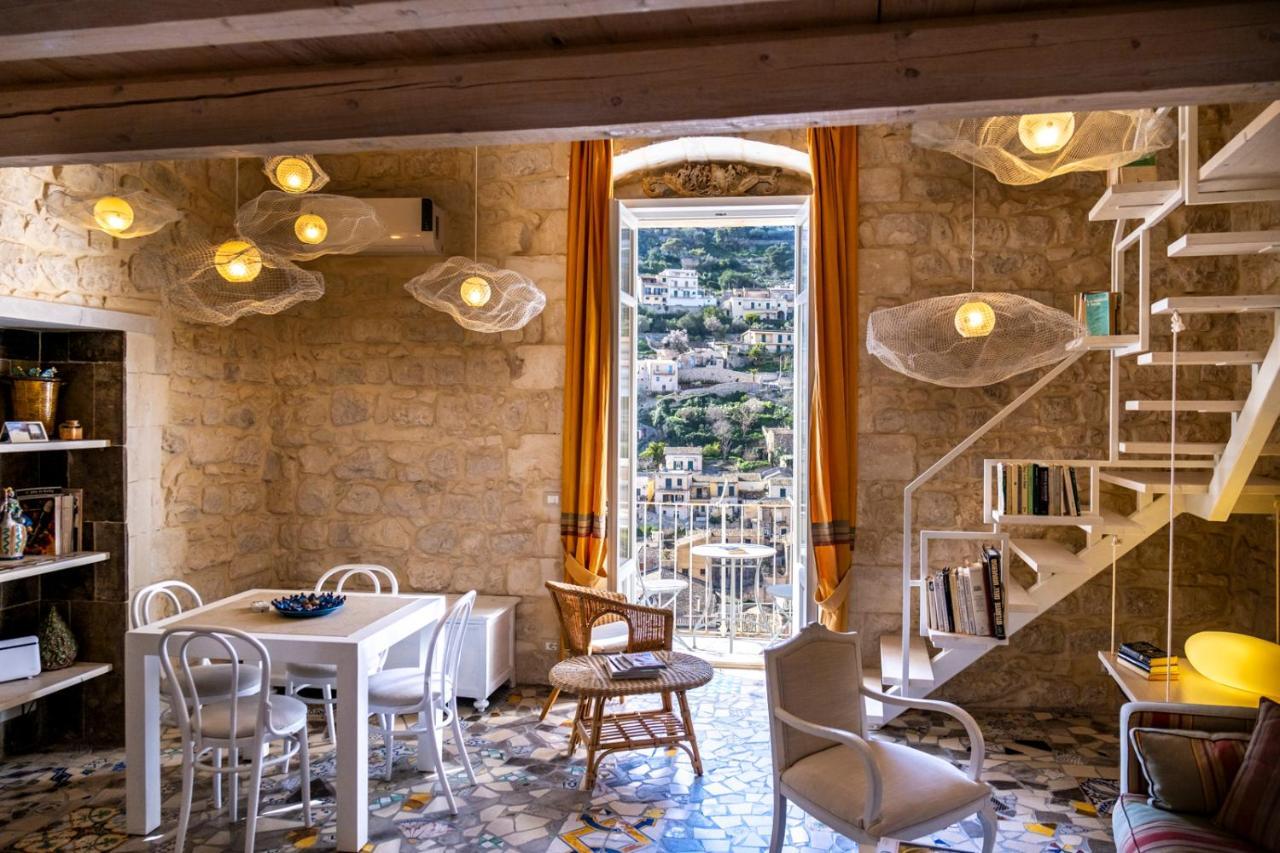 Appartement Luxury Loft Le Nuvole à Modica Extérieur photo