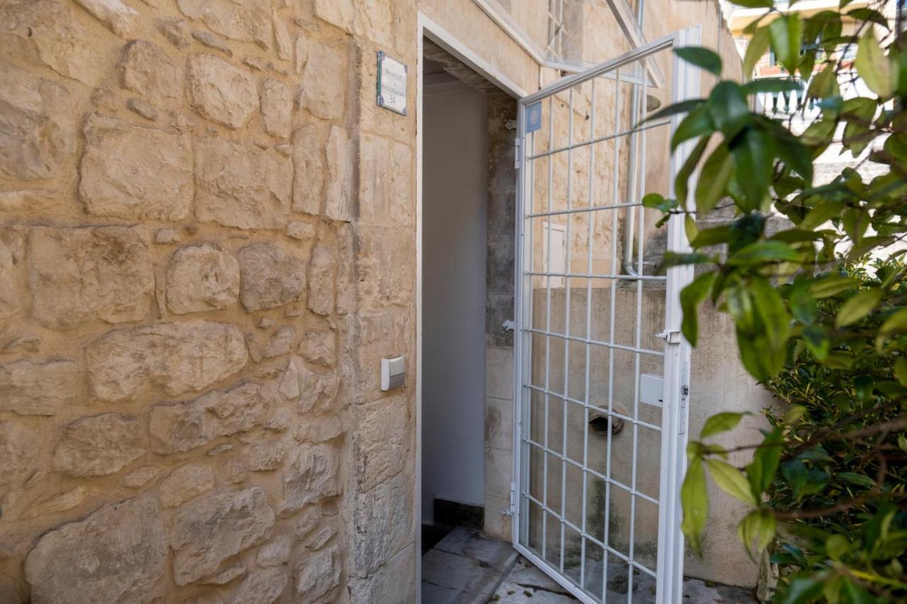 Appartement Luxury Loft Le Nuvole à Modica Extérieur photo