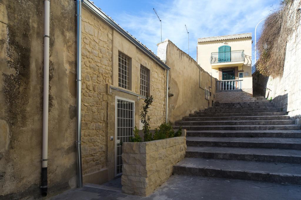 Appartement Luxury Loft Le Nuvole à Modica Extérieur photo