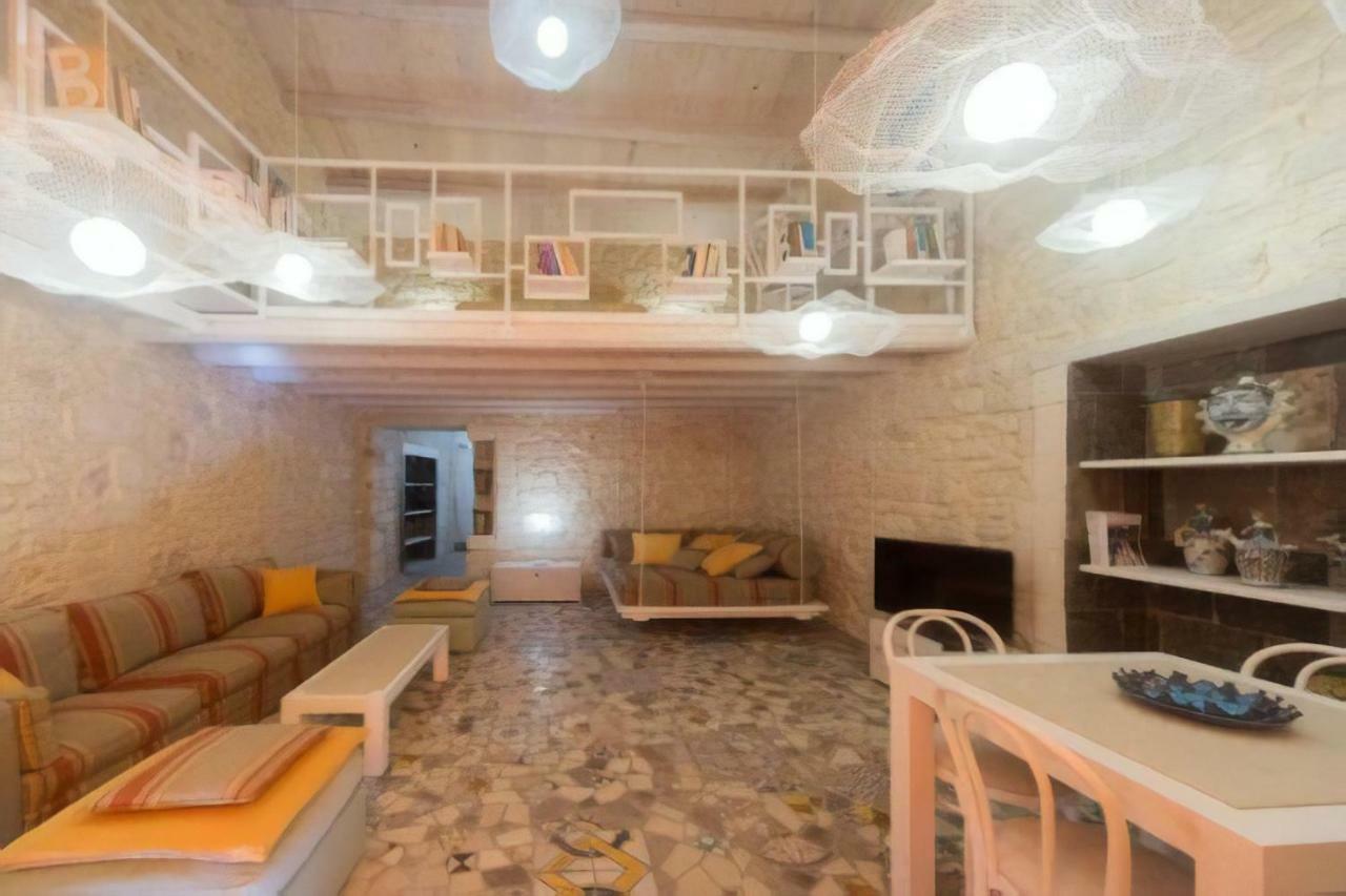 Appartement Luxury Loft Le Nuvole à Modica Extérieur photo